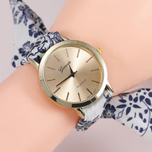 Load image into Gallery viewer, Print Cloth Strap Watch
